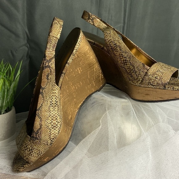 Ann Klein Wedge Sandals 💕🔥 - Picture 6 of 12